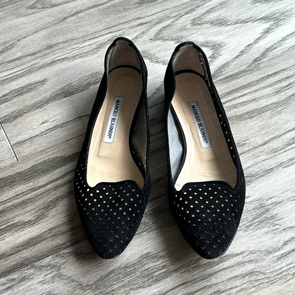 Manolo Blahnik perforated  mesh flats size 36, US6